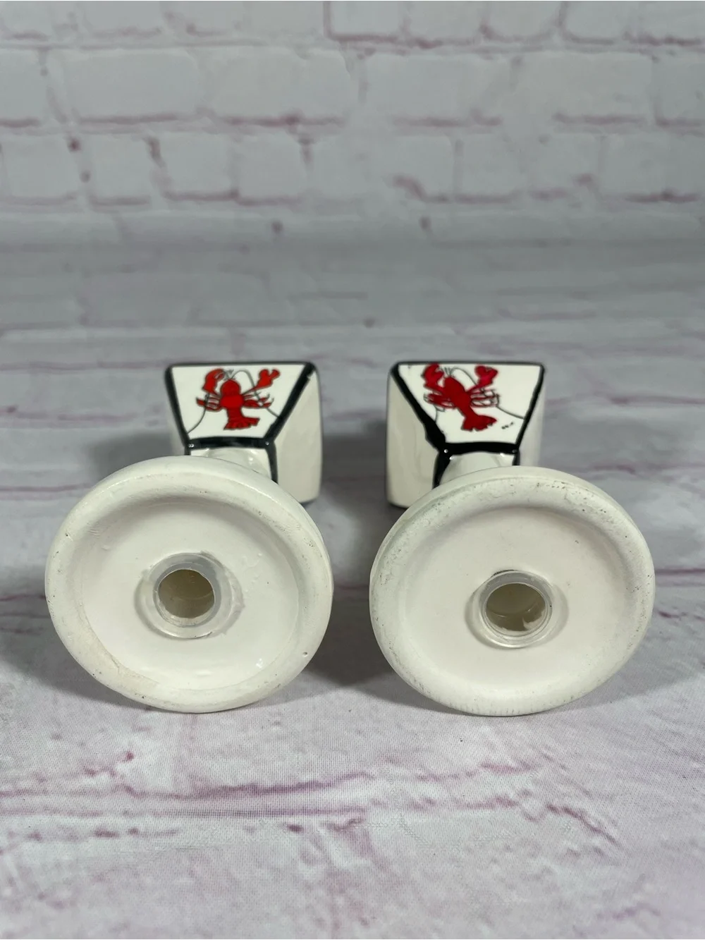 Vintage Nanco Lobster Ceramic Street Light Lantern Salt and Pepper Shaker Pair